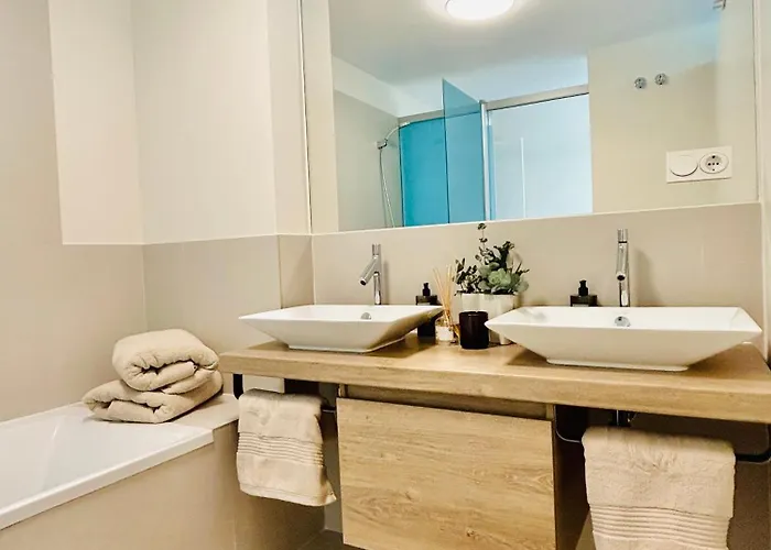 דירה Classy Hill בנאלמדנה